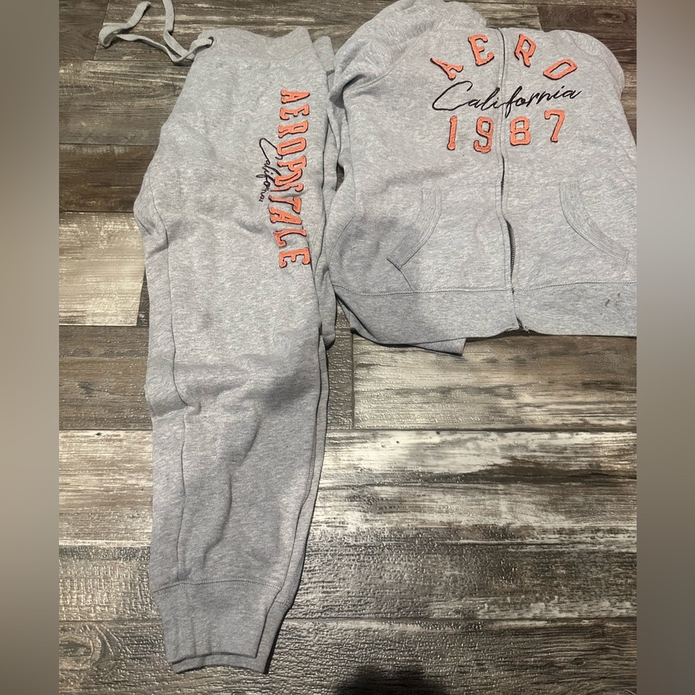 Aeropostale set